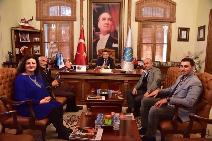 Ak Parti Söğüt İlçe Gençlik Kolları’ndan Başkan Yağcı’ya Ziyaret