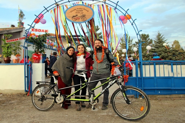 Gezginlerin Dostu Velesbid