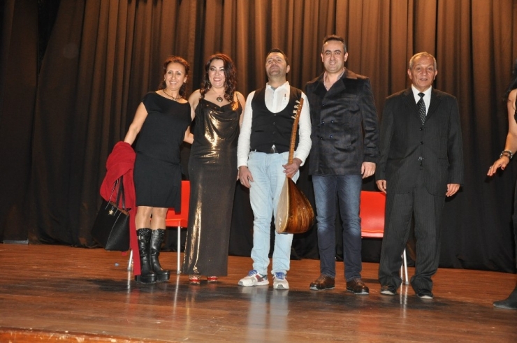 ’Bir Saz Bir Söz’ Şiir Ve Müzik Dinletisi