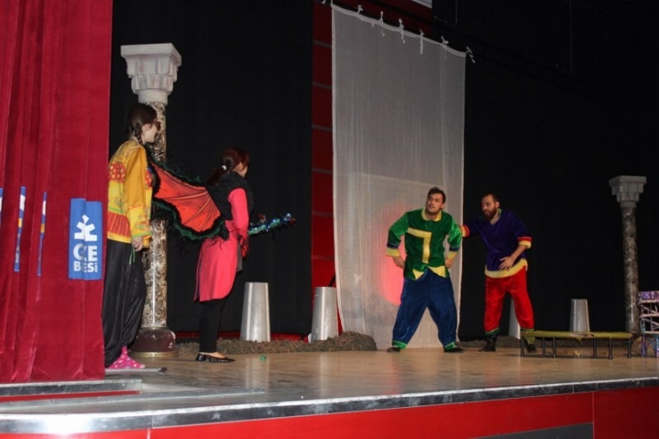 Çocukların Tiyatro Keyfi