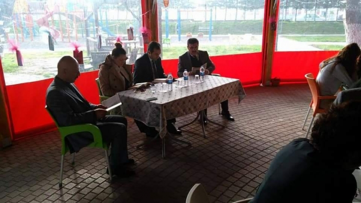 Kepsut Belediye’sinden Liseye Kitap Desteği