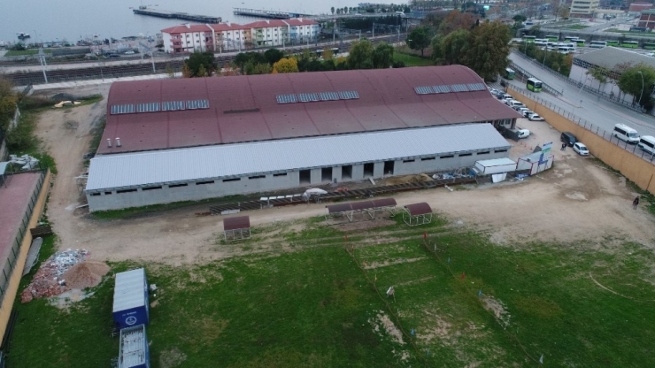 Sekasem Ek Binayla Büyüyor