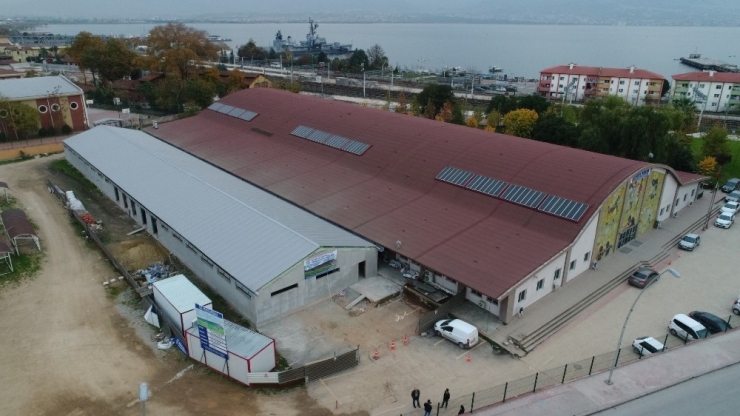 Sekasem Ek Binayla Büyüyor