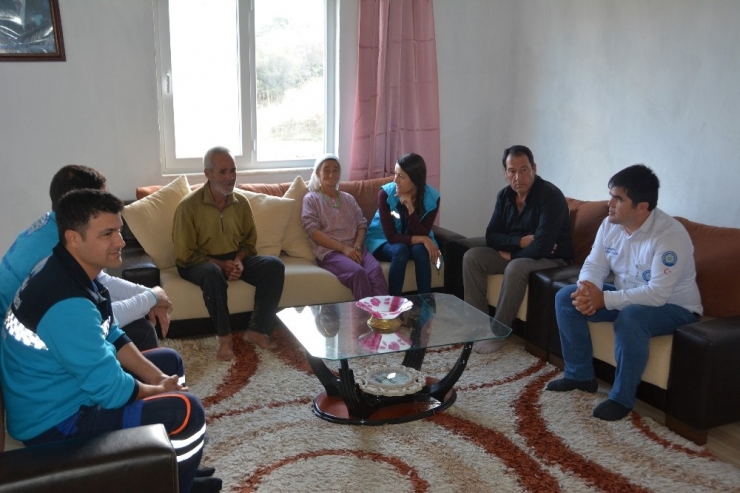 Tuvaleti Ve Suyu Olmayan Evde Yaşayan Aileye Yardım