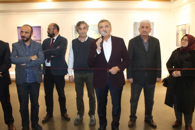 Zeytinburnu’nda ‘Bakış 1’ Resim Sergisine Yoğun İlgi