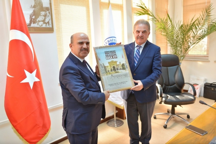 Rektör Elmas’a Uzmanlardan ‘Büyük Aile Projesi’ Ziyareti