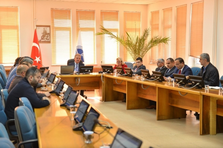 Rektör Elmas’a Uzmanlardan ‘Büyük Aile Projesi’ Ziyareti