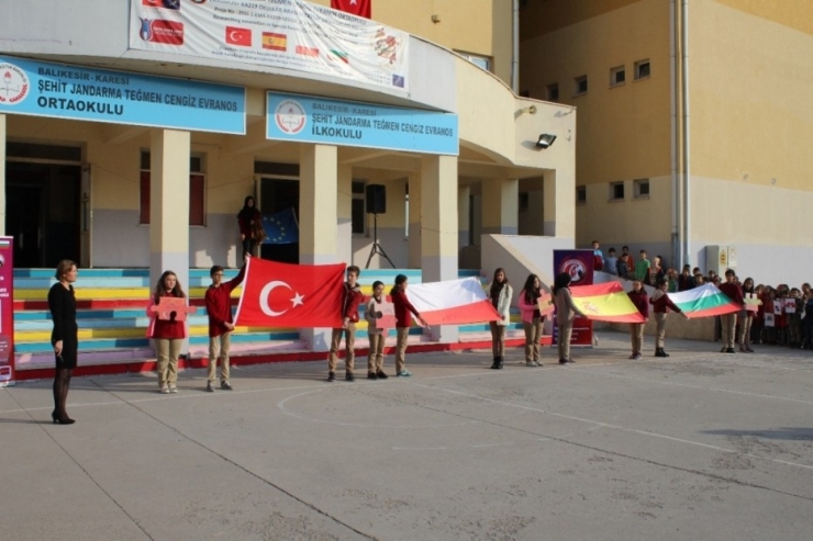 Balıkesir Yurt Dışından Gelen Öğretmenleri Ağırladı