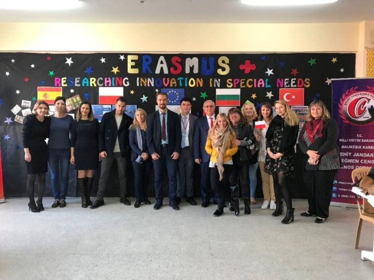 Balıkesir Yurt Dışından Gelen Öğretmenleri Ağırladı