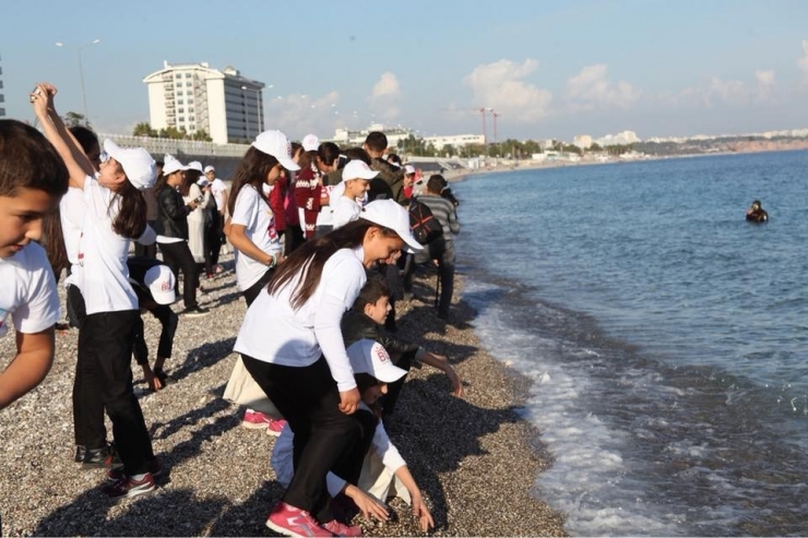 Silopili Çocukların Rüya Gibi Antalya Yolculuğu