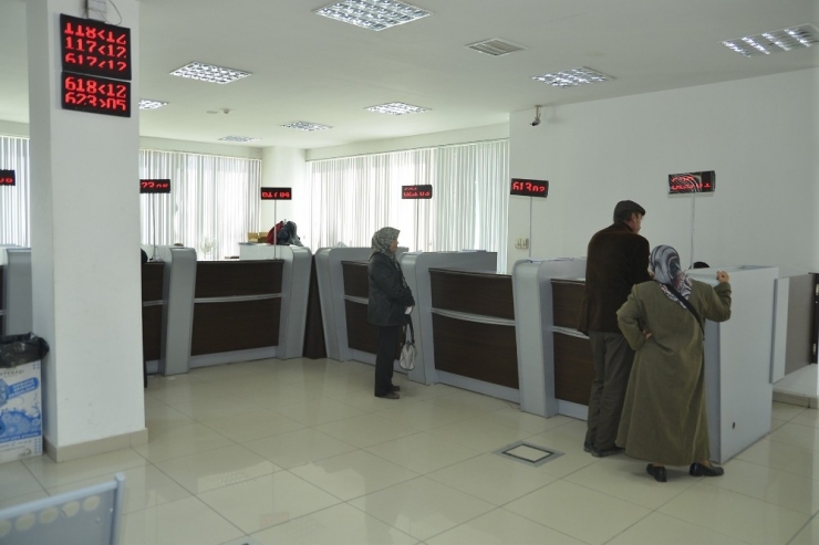 Tepebaşı’nda Vezneler Hafta Sonu Da Açık