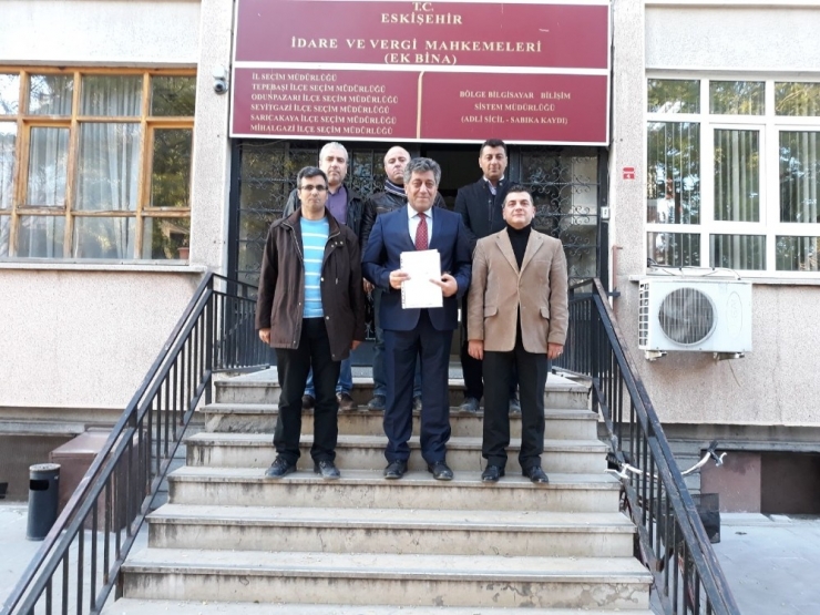 Haydar Urfalı Odunpazarı İlçe Seçim Kurulu’ndan Mazbatasını Aldı