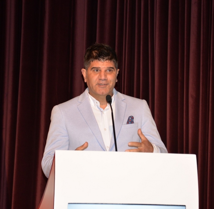 Prof. Dr. Şentürk: "Şarbon, Görüldüğü Bölgede 200 Yıl Kalabilir"