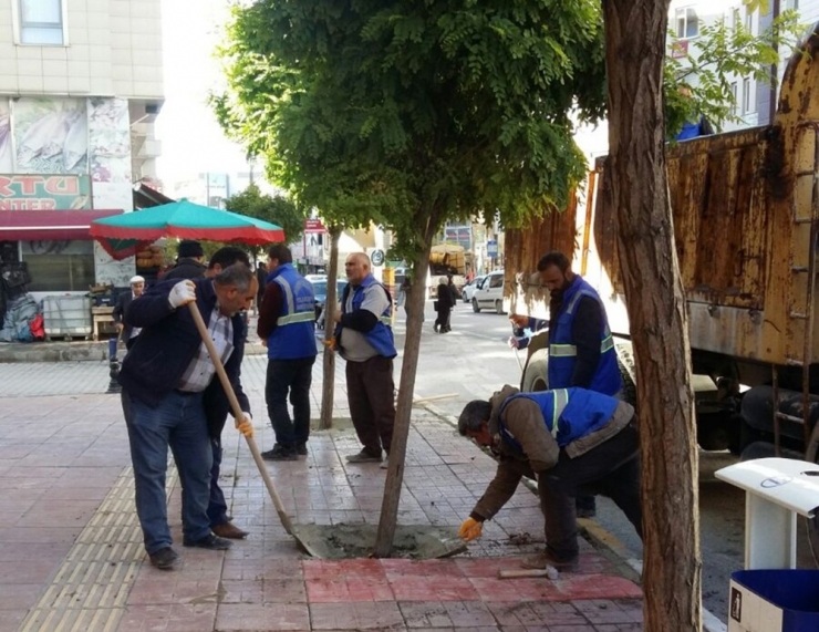Van’da Kaldırımlar Kışa Hazır