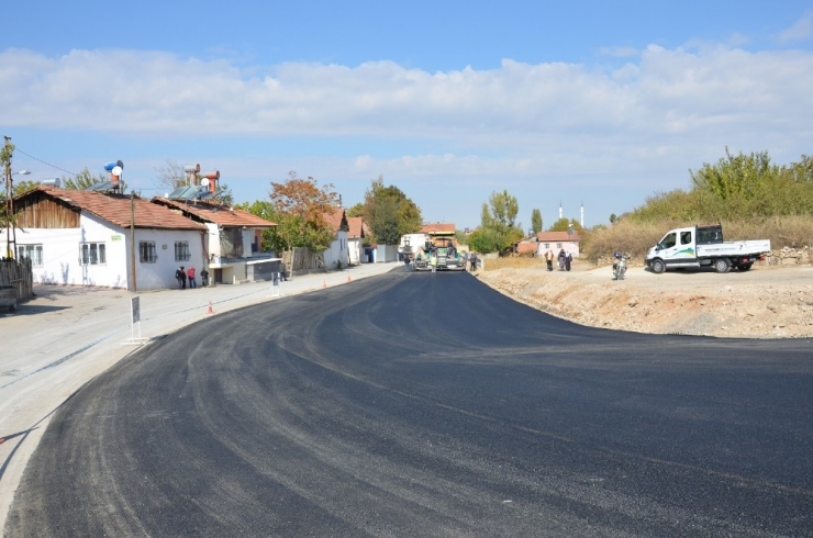 Yeşilyurt’ta Ulaşım Ağı Güçleniyor