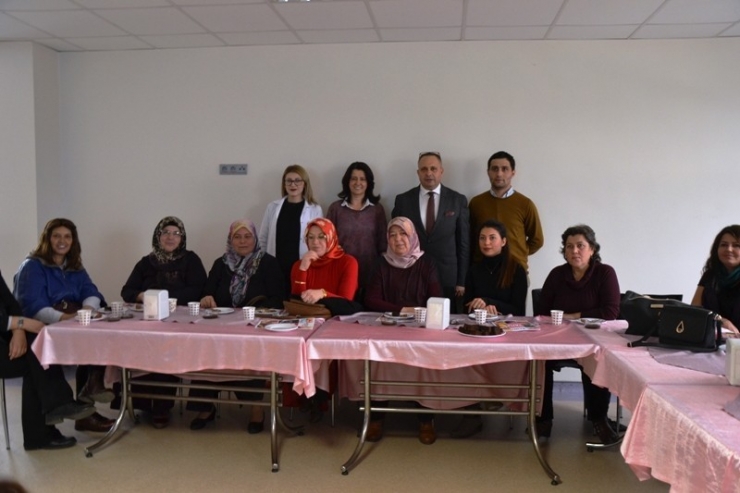 Biga’da Şekerin Sebep Olduğu Hastalıklara Dikkat Çekildi