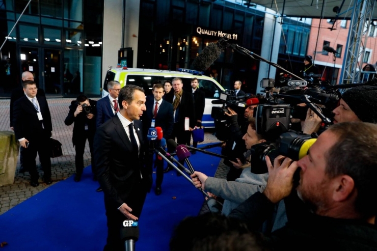 İsveç’te Ab Zirvesi Başladı