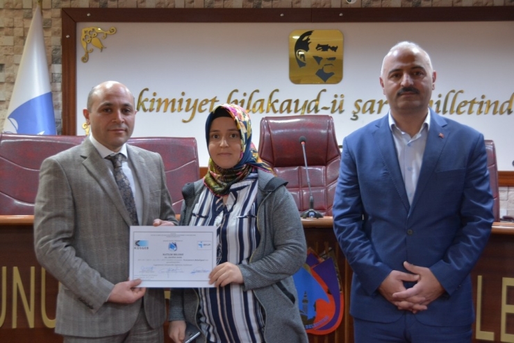 Yunusemre Girişimcileri Destekliyor