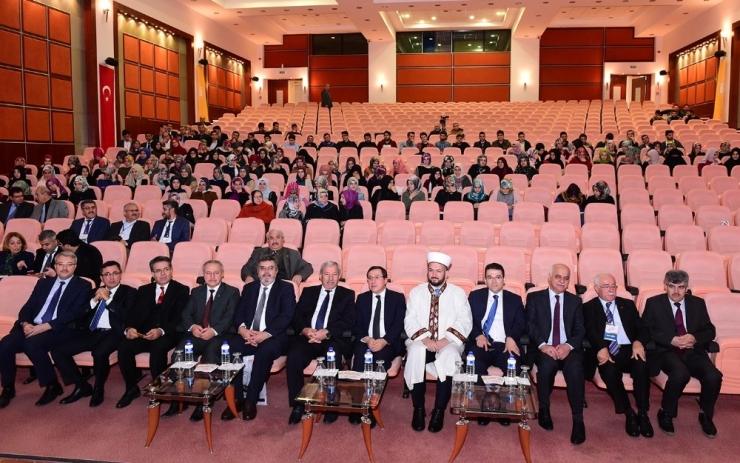 ‘Malatyalı İlim Ve Fikir İnsanları Sempozyumu’ Başladı