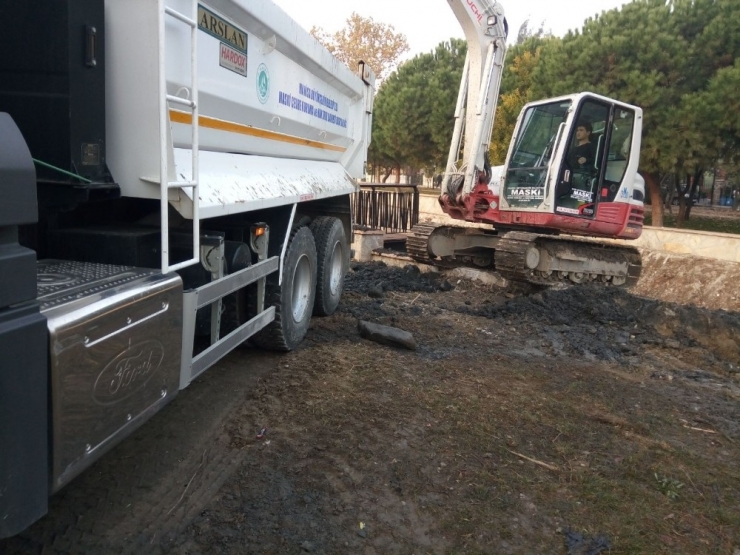 Güzelyurt’ta Dere Temizlik Çalışmaları Tamamlandı