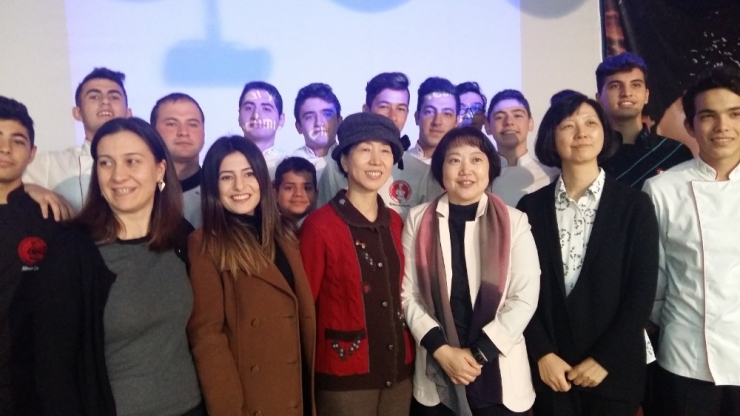 Aşçı Adayları Kore Yemek Kültürünü Öğrenecek