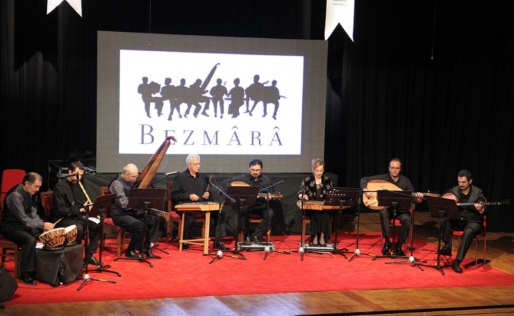 Bezmara Topluluğu Dinleyecilerin Beğenisini Kazandı