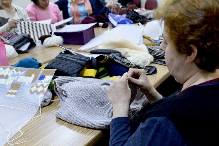 Şarhöyüklü Kadınlar Mefruşat Kursunda Buluşuyor