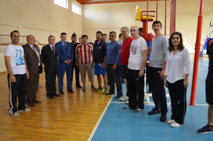 İvrindili Öğrencilerle Madra Dağı Eteklerinde Kitap Okudular