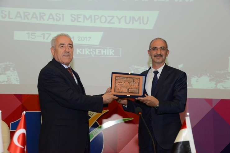 Bilgi Üretimi Ve Bilim Politikaları Sempozyumu Sona Erdi