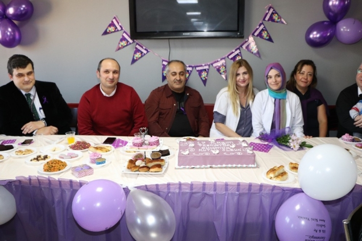 Hastanede ’Dünyaya Gözlerini Erken Açan Çocuklar’ İçin Etkinlik