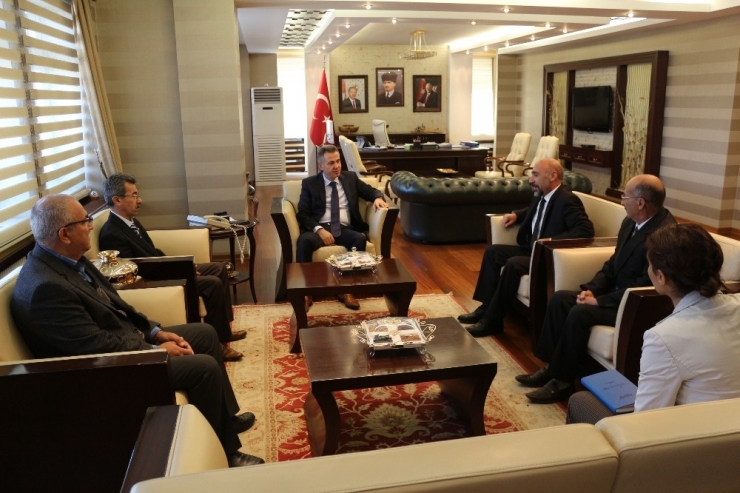 Ağrı’da 20 Kursiyere Arıcılık Eğitimi Verildi