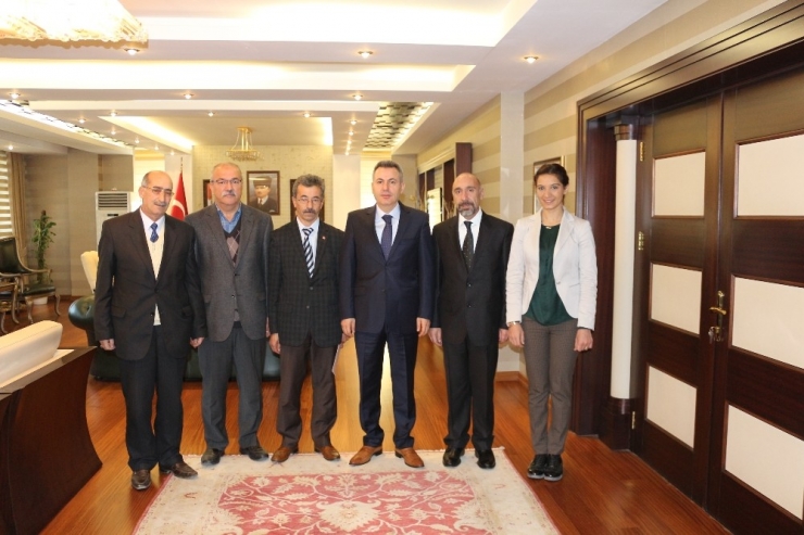 Ağrı’da 20 Kursiyere Arıcılık Eğitimi Verildi