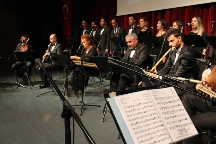 Elazığ’da Atatük’ün Sevdiği Eserler Seslendirildi