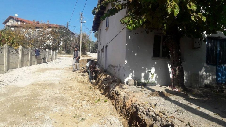 Bayırköy’de Alt Yapı Çalışmaları Devam Ediyor