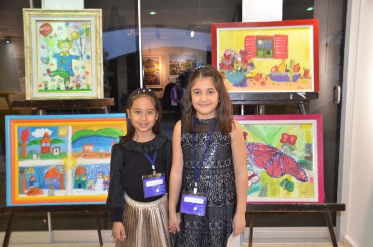 Denizlili Ressamlar Marmaris’te 3. Kez Sergi Açtı