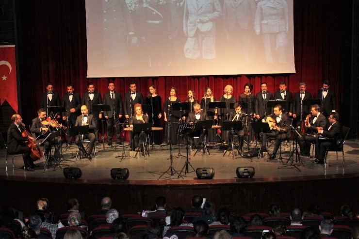 Elazığ’da Atatük’ün Sevdiği Eserler Seslendirildi