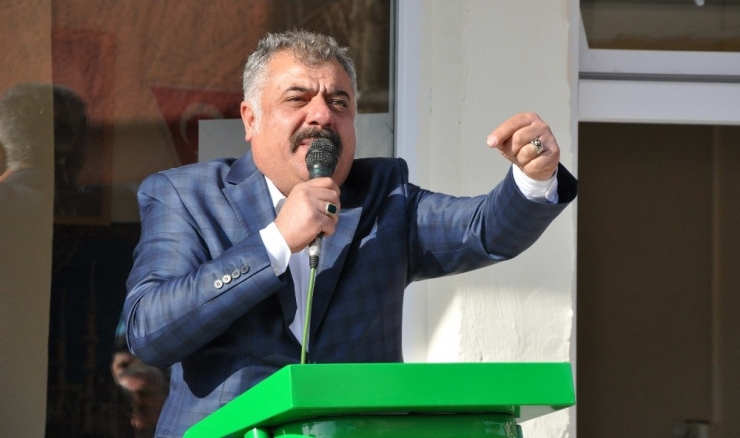 Ahalı’ya Toy Odası