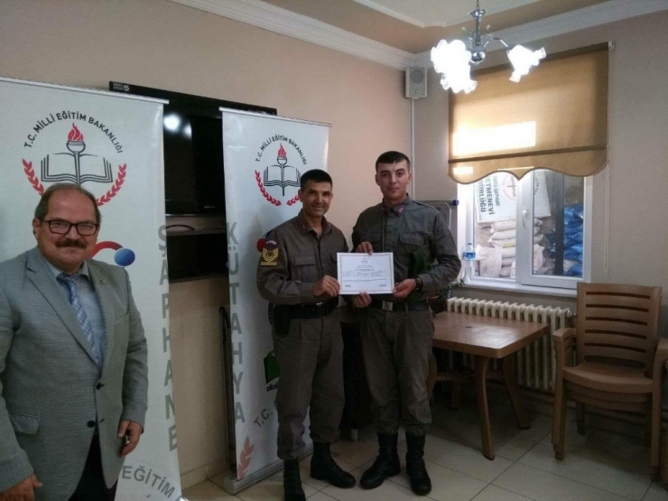 Kışlada Meslek Sahibi Oldular