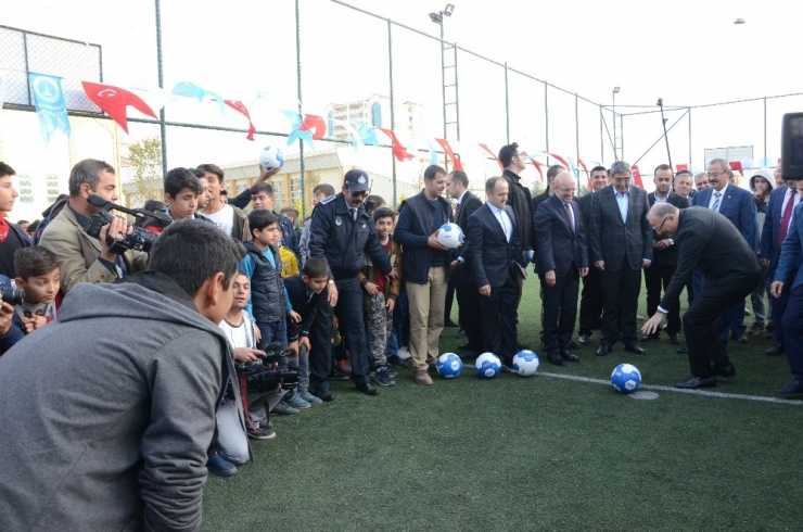 Şimşek: "Ekonomik Anlamda Türkiye’ye Karşı Bir Provokasyon İçindeler"