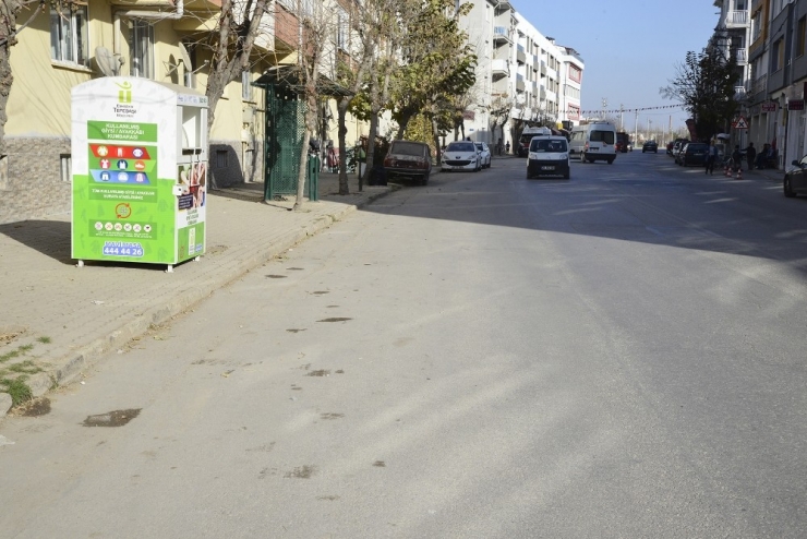 “Eskiler Geri Dönsün” Sloganı İle Tekstil Atıkları Da Toplanmaya Başlıyor
