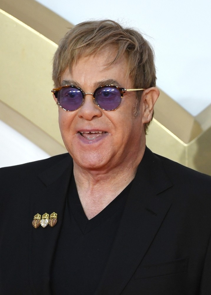 Ünlü İngiliz Müzisyen Elton John Müzik Kariyerine Ara Verecek