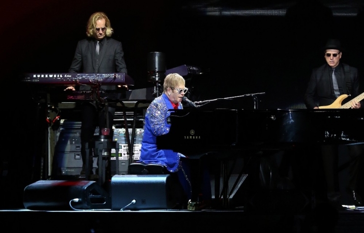Ünlü İngiliz Müzisyen Elton John Müzik Kariyerine Ara Verecek