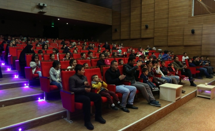 ‘La Fonten Orman Mahkemesinde’ Vanlı Çocuklarla Buluştu