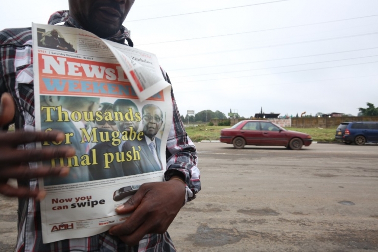 Mugabe’ye İstifa Çağrısı