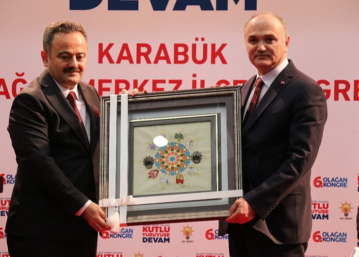 Bakan Özlü’den Yerli Otomobil Konusunda Karabük’e Yeşil Işık