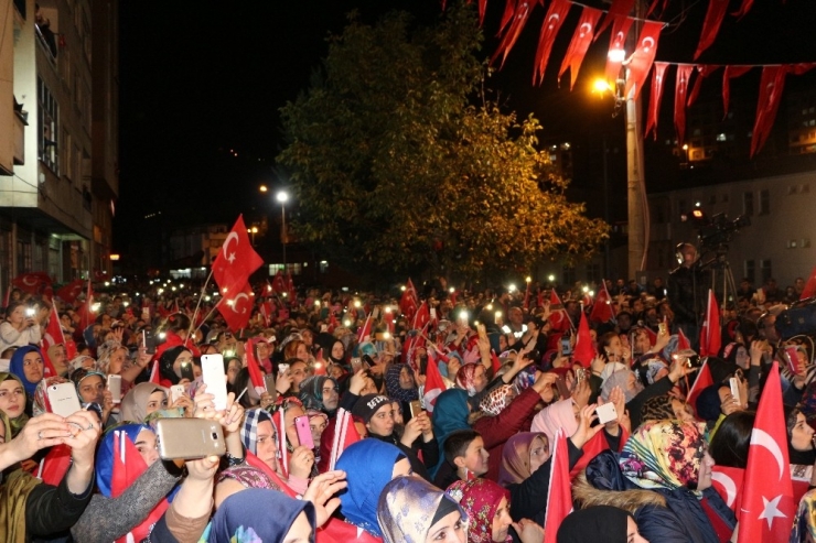 Cumhurbaşkanı Erdoğan, Şehit Eren Bülbül’ün Ailesini Ziyaret Etti