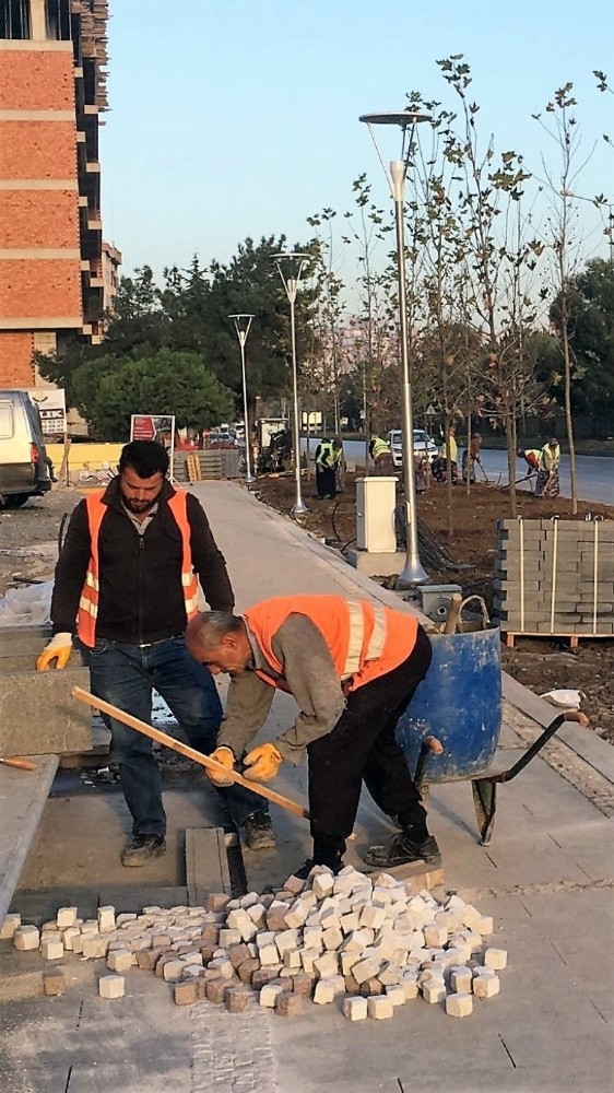 Büyükşehir’den Pazar Mesaisi