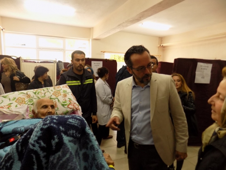 Aydın’da Profesörler Hastaların Ayağına Geldi