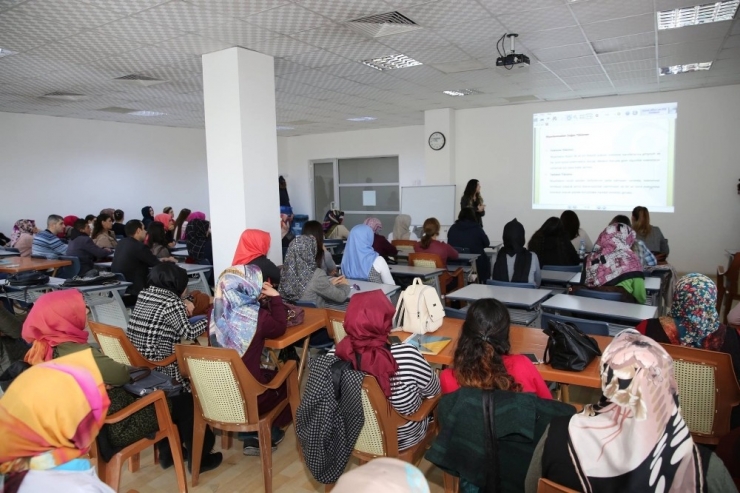 Başkan Büyükkılıç, "Aile Toplumun Temel Taşı"