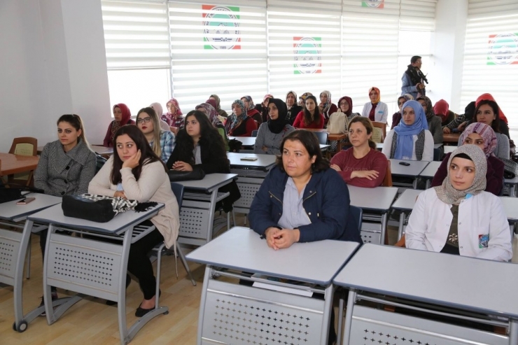 Başkan Büyükkılıç, "Aile Toplumun Temel Taşı"